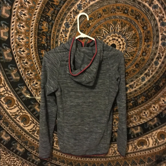 Fuzzy jacket - Picture 3 of 6